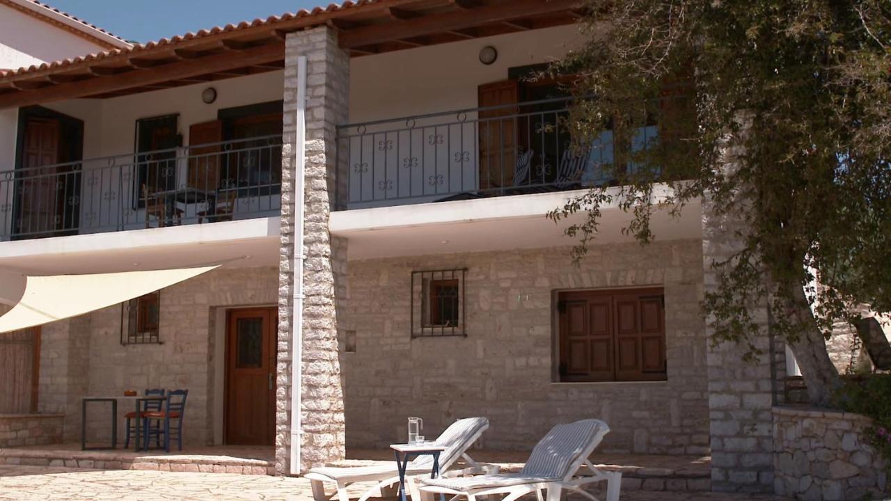 Ionianeon Apartments Agios Ilias  Exteriör bild